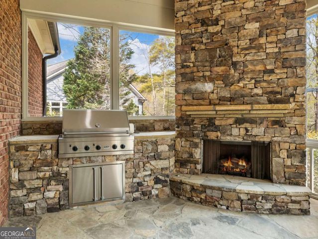 2279 Weeping Oak Drive, Braselton, GA 30517