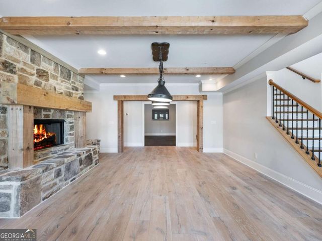 2279 Weeping Oak Drive, Braselton, GA 30517