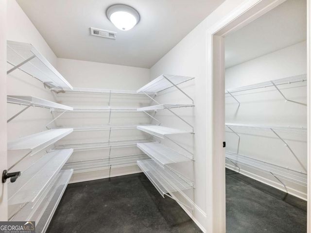 2279 Weeping Oak Drive, Braselton, GA 30517