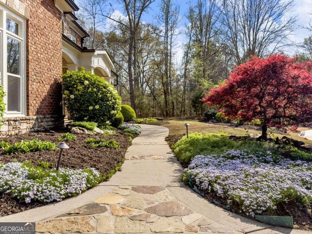 2279 Weeping Oak Drive, Braselton, GA 30517