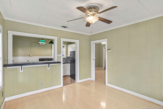 527 Kings Ct, San Antonio, TX 78212