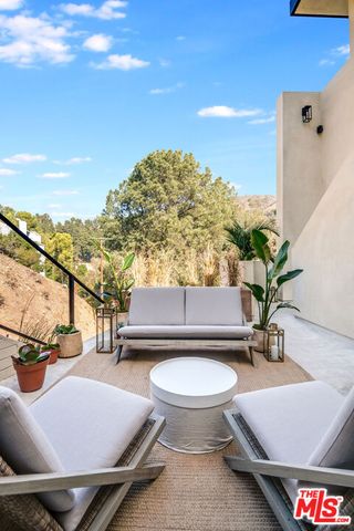 2407 San Marco Drive, Los Angeles, CA 90068