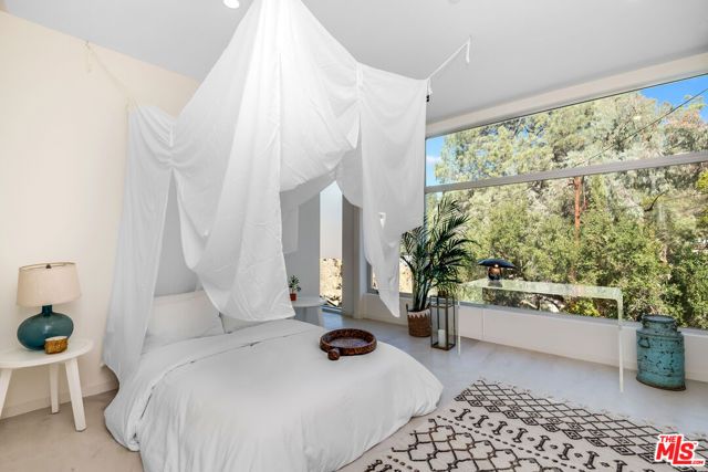 2407 San Marco Drive, Los Angeles, CA 90068