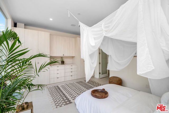 2407 San Marco Drive, Los Angeles, CA 90068