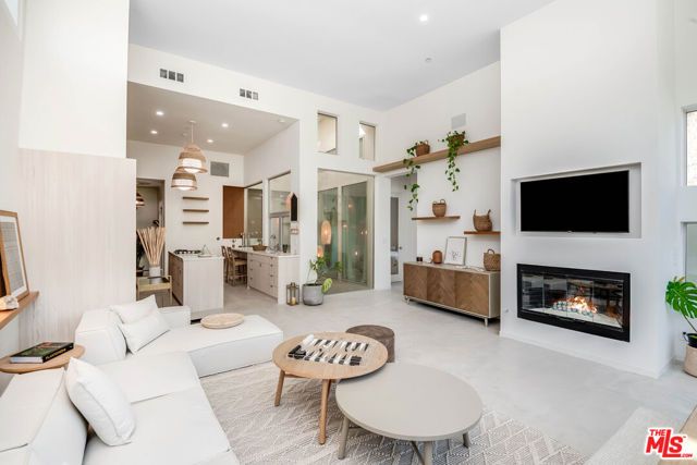 2407 San Marco Drive, Los Angeles, CA 90068