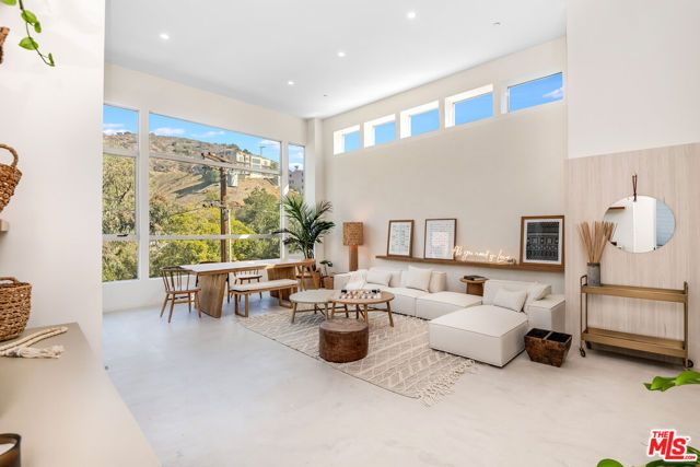 2407 San Marco Drive, Los Angeles, CA 90068