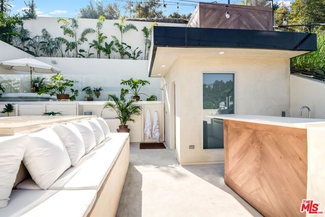 2407 San Marco Drive, Los Angeles, CA 90068