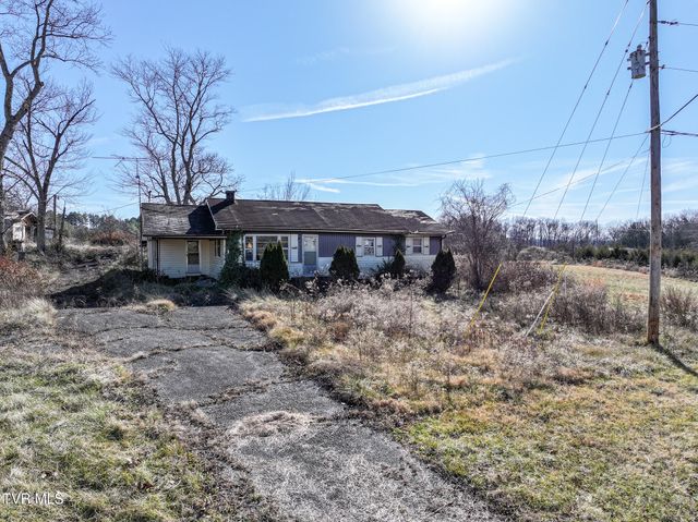 1255 Carpenters Chapel Road, Mosheim, TN 37818