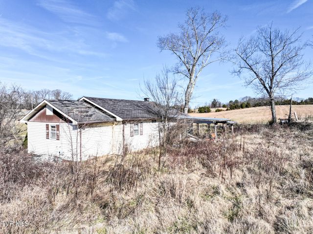1255 Carpenters Chapel Road, Mosheim, TN 37818
