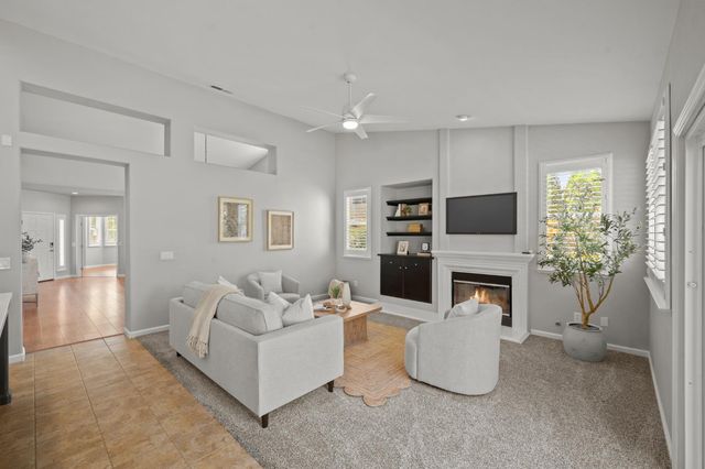 396 Caldarella Cir, Roseville, CA 95678