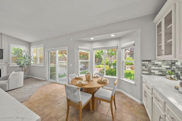 396 Caldarella Cir, Roseville, CA 95678