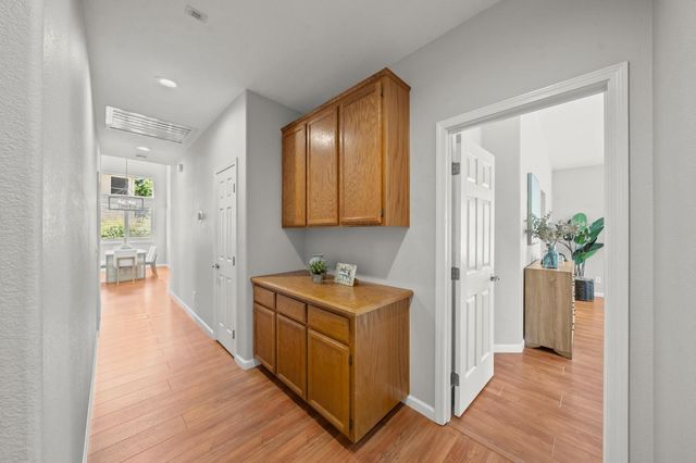 396 Caldarella Cir, Roseville, CA 95678