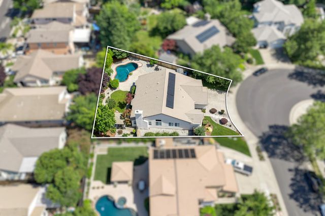 396 Caldarella Cir, Roseville, CA 95678