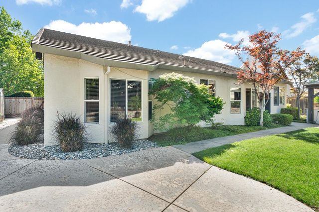 396 Caldarella Cir, Roseville, CA 95678