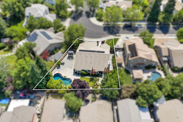 396 Caldarella Cir, Roseville, CA 95678
