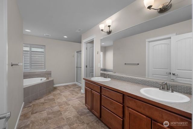 4322 Dudley Drive NE, Lacey, WA 98516