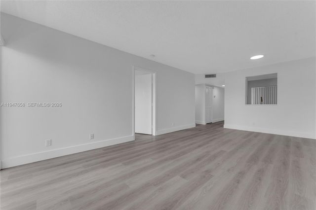 8560 N Sherman Circle 208, Miramar, FL 33025