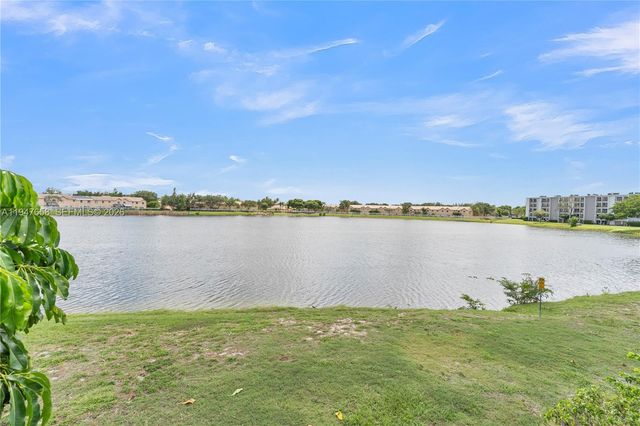 8560 N Sherman Circle 208, Miramar, FL 33025