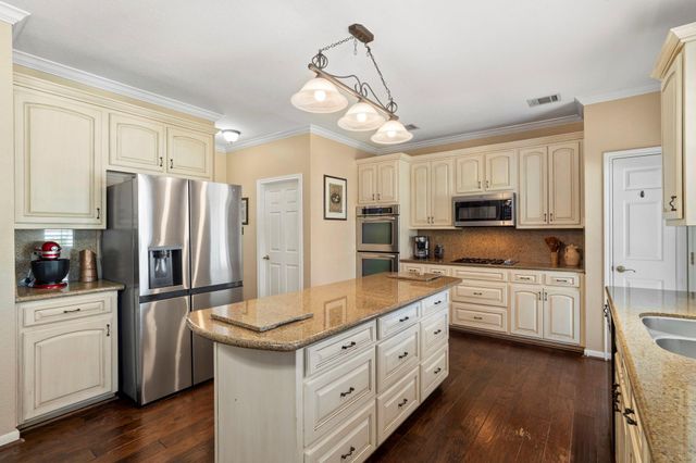 3407 Autumn Bend Drive, Sugar Land, TX 77479