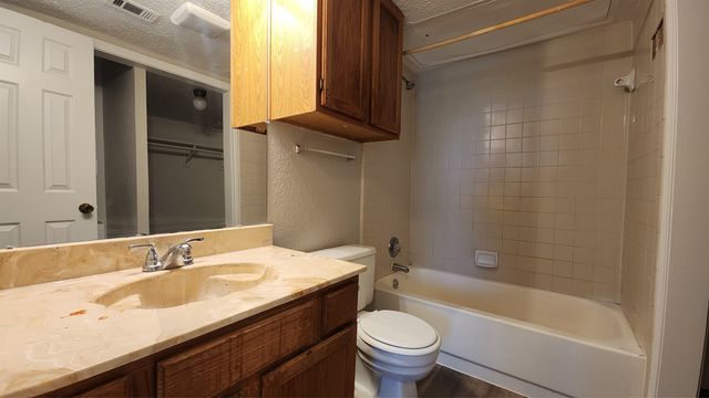 6108 Abrams Road 627, Dallas, TX 75231