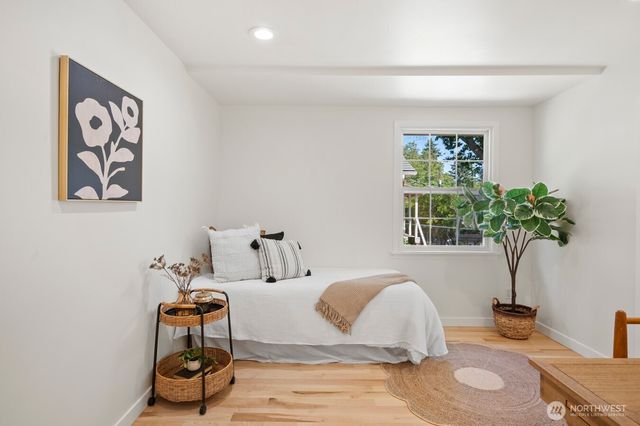 2916 Walnut Avenue SW, Seattle, WA 98116