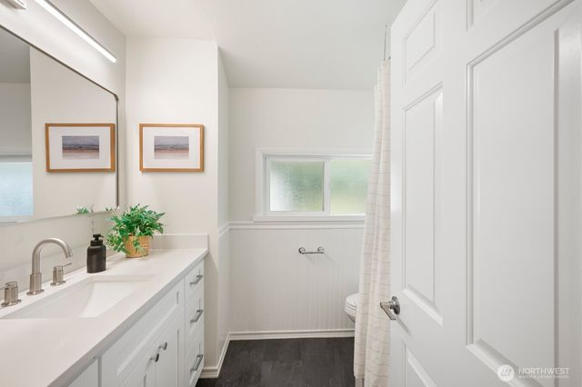 2916 Walnut Avenue SW, Seattle, WA 98116