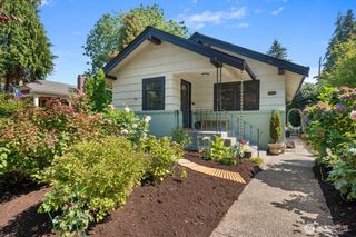 2916 Walnut Avenue SW, Seattle, WA 98116