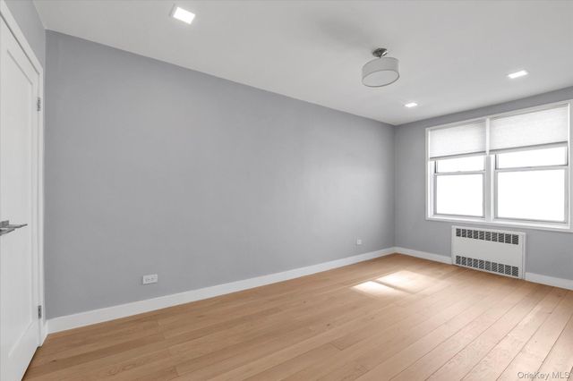 67-12 Yellowstone Blvd F18, Forest Hills, NY 11375