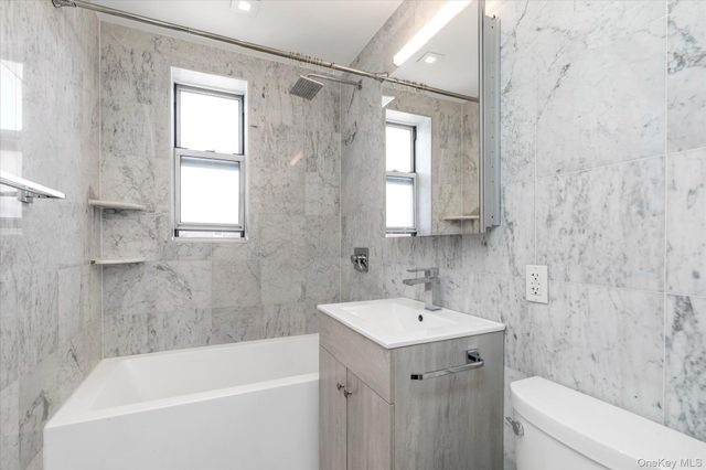 67-12 Yellowstone Blvd F18, Forest Hills, NY 11375