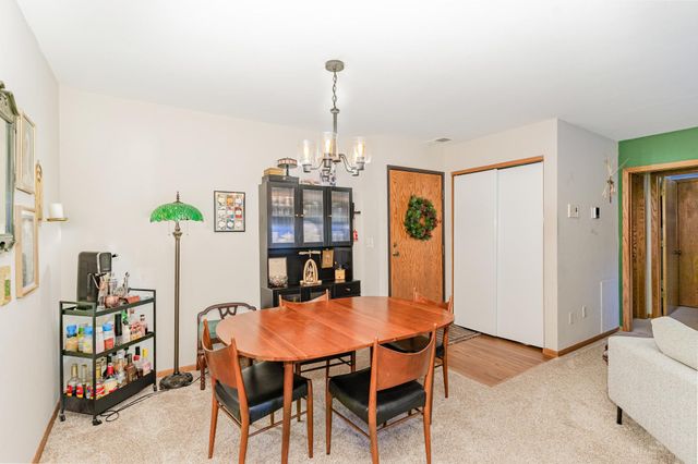 4815 Babcock Trail 3010, Inver Grove Heights, MN 55077