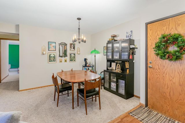 4815 Babcock Trail 3010, Inver Grove Heights, MN 55077