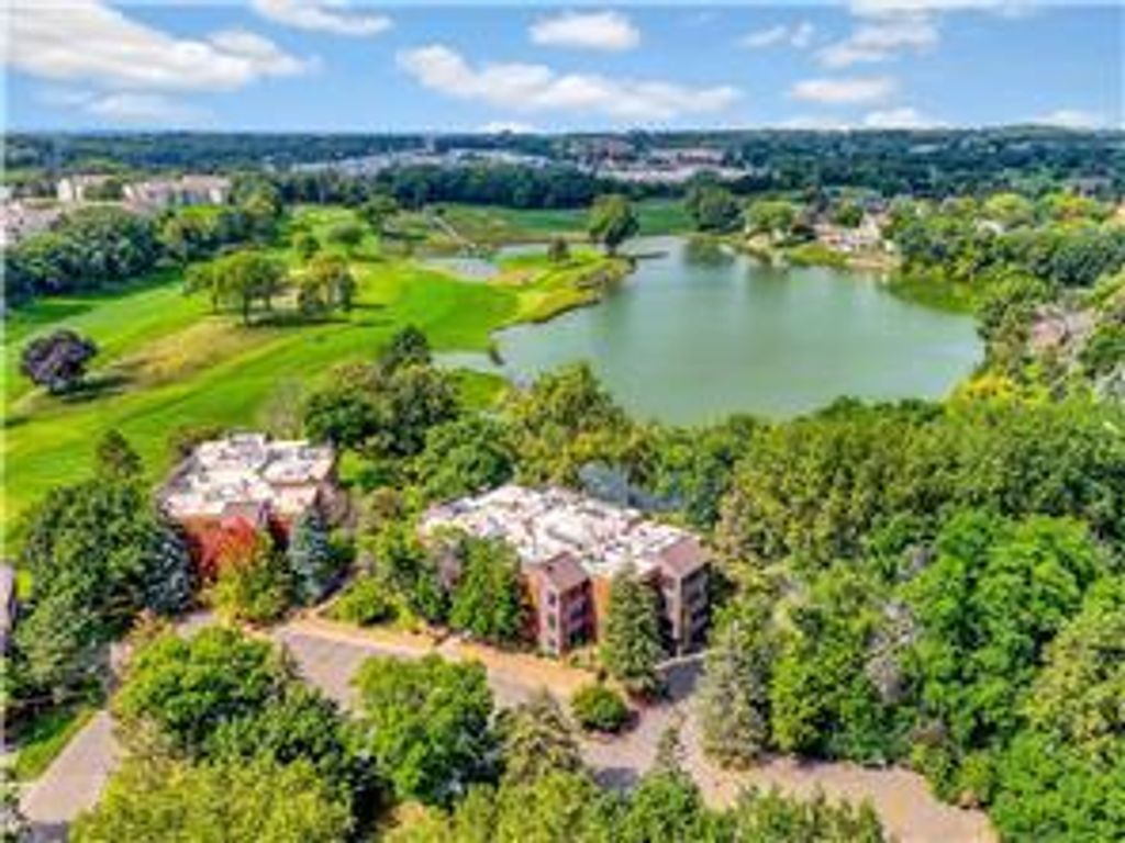 4815 Babcock Trail 3010, Inver Grove Heights, MN 55077
