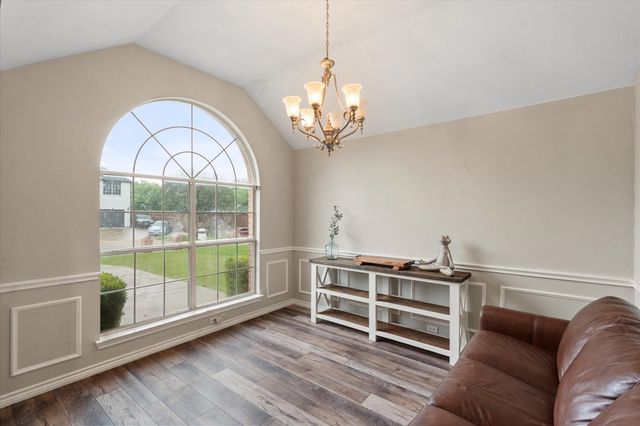 1405 Brighton Drive, Mansfield, TX 76063