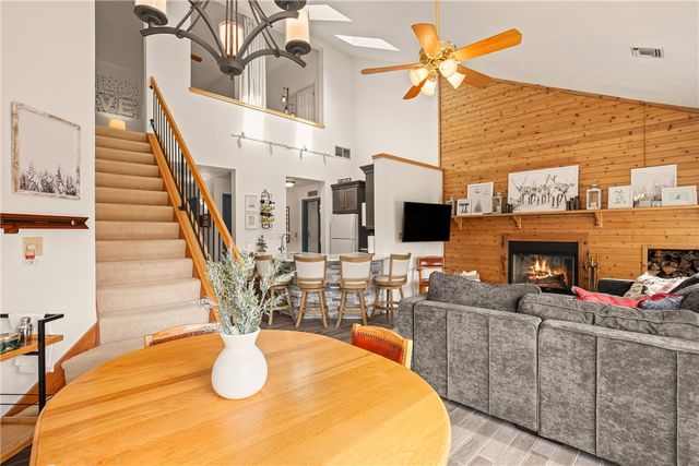 5328 Summit Drive, Hidden Valley, PA 15502