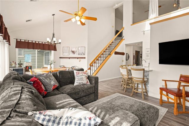 5328 Summit Drive, Hidden Valley, PA 15502