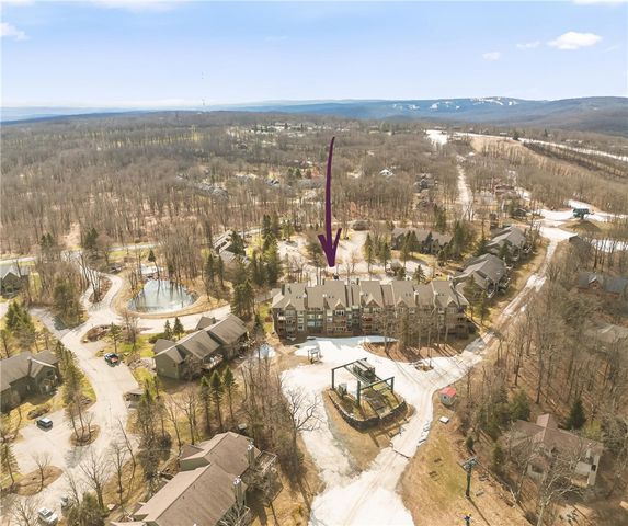 5328 Summit Drive, Hidden Valley, PA 15502