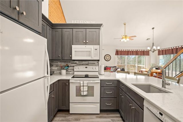 5328 Summit Drive, Hidden Valley, PA 15502