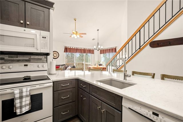 5328 Summit Drive, Hidden Valley, PA 15502