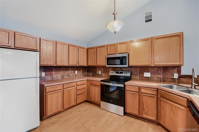 3252 E 103rd Drive 702, Thornton, CO 80229