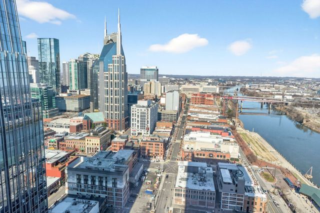 160 2nd Ave S Apt 2501, Nashville, TN 37201