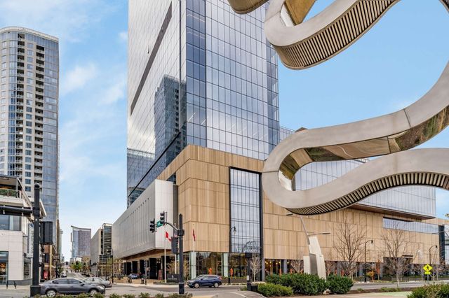 160 2nd Ave S Apt 2501, Nashville, TN 37201