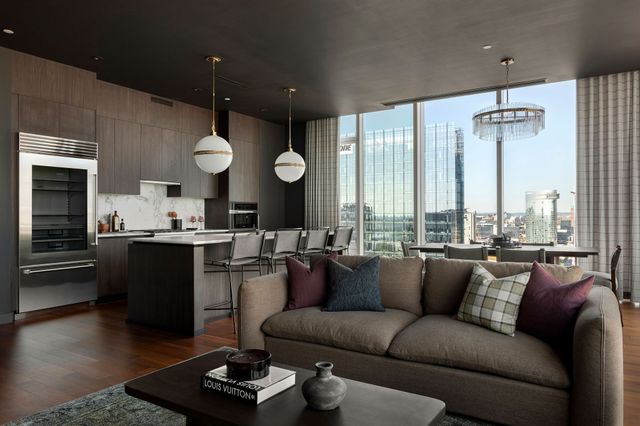160 2nd Ave S Apt 2501, Nashville, TN 37201