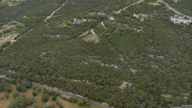 199 County Road 2733, Mico, TX 78056