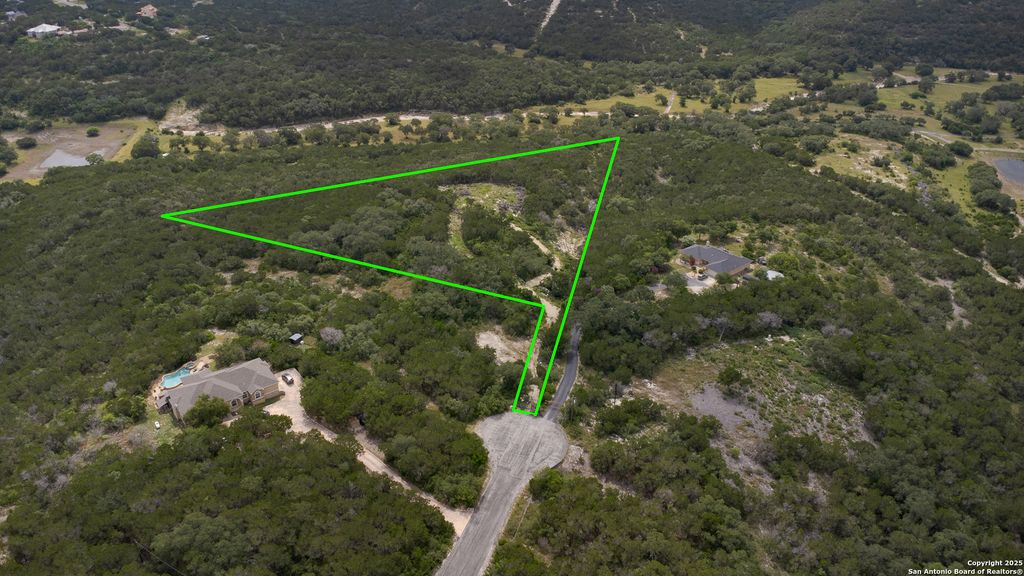 199 County Road 2733, Mico, TX 78056