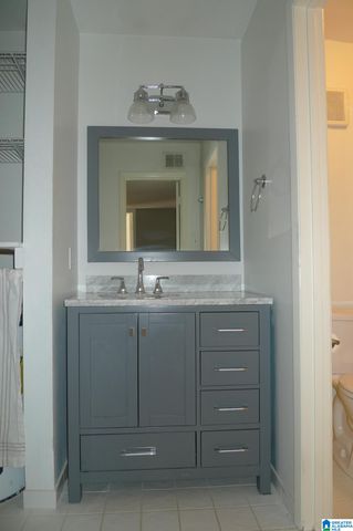 3350 Altamont Rd Apt B15, Birmingham, AL 35205