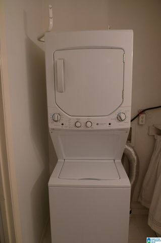 3350 Altamont Rd Apt B15, Birmingham, AL 35205