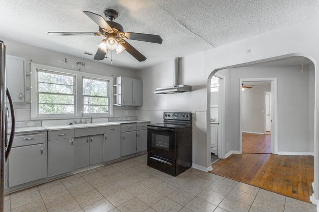 1713 Strawberry Lane, Hixson, TN 37343