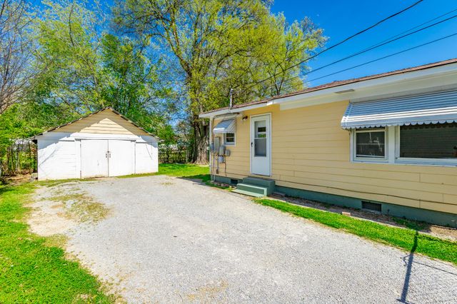 1713 Strawberry Lane, Hixson, TN 37343