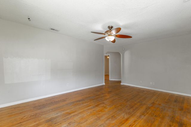 1713 Strawberry Lane, Hixson, TN 37343