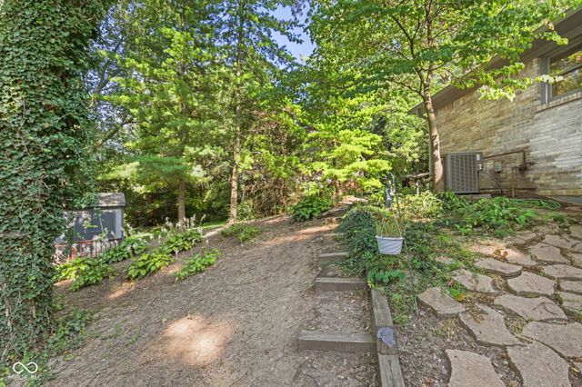 7094 Marstella Drive, Brownsburg, IN 46112